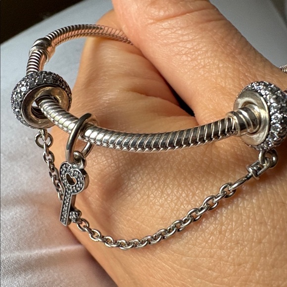 Pandora Bracelet - Picture 5 of 5